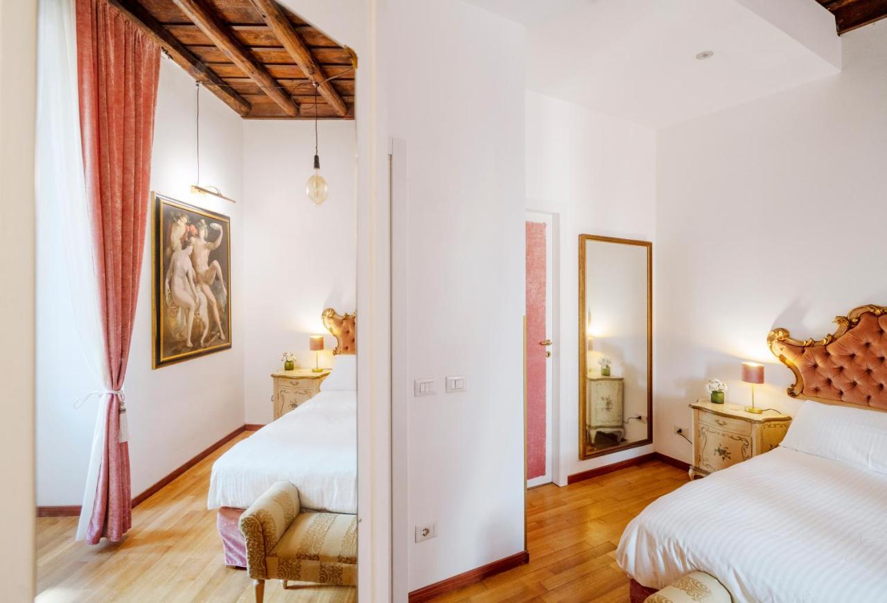 Pantheon Caravaggio'S House — Photos 1